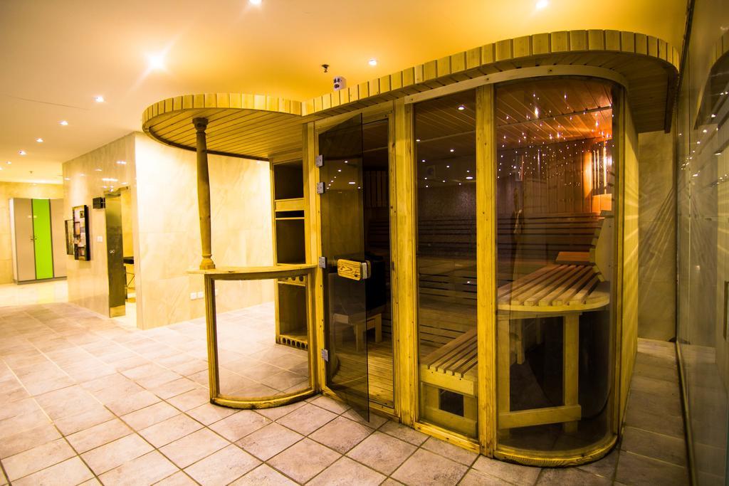 Rest Night Serviced Apartments- Alhamra Riyadh Eksteriør bilde A steam room