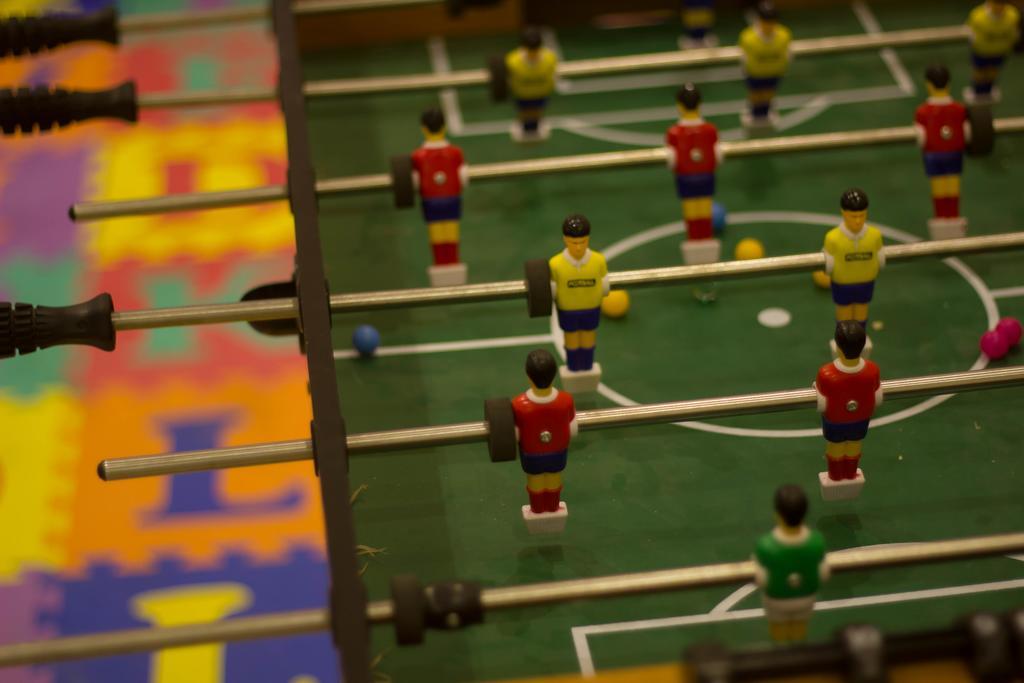 Rest Night Serviced Apartments- Alhamra Riyadh Eksteriør bilde Table football