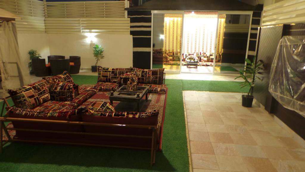 Rest Night Serviced Apartments- Alhamra Riyadh Eksteriør bilde A majlis